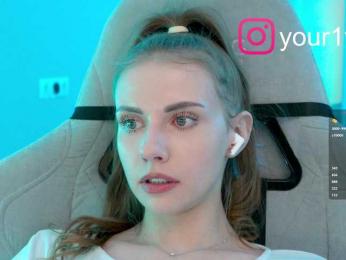 VikkiExtraCheese — Bongacams recorded stream image, 11.12.2025 20:40