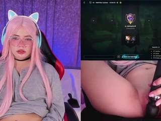 lilapop4 — Camsoda recorded stream image, 12.12.2025 04:10