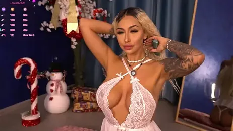 GoldenAmber — Stripchat recorded stream screenshot (12 Dec 2025)