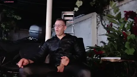 Neil_and_isaac — Stripchat recorded stream screenshot (12 Dec 2025)