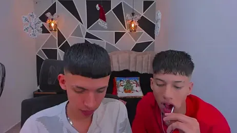 Juan_Nd_Steven — Stripchat recorded stream image, 13.12.2025 05:00