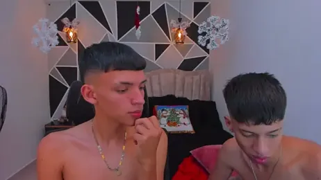 Juan_Nd_Steven — Stripchat recorded stream image, 13.12.2025 05:00