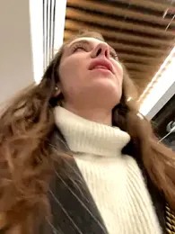 MariiD — Stripchat recorded stream screenshot (14 Dec 2025)