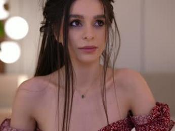 dovia — Chaturbate recorded stream image, 14.12.2025 08:00