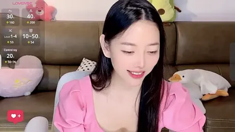 ziyu111 — Stripchat recorded stream image, 27.02.2025 04:00