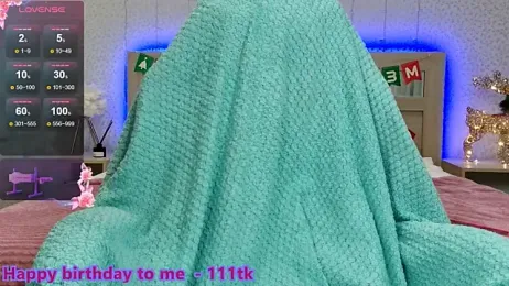 oliviiaa — Stripchat recorded stream image, 16.12.2025 00:10