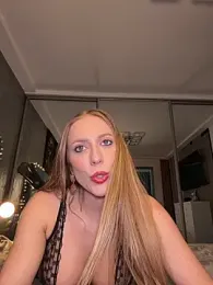 LunaAlya — Stripchat recorded stream screenshot (16 Dec 2025)