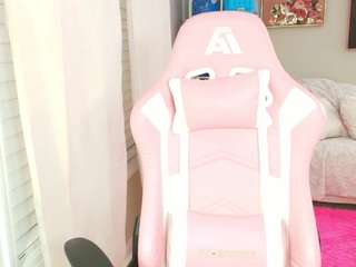 msfitqueen — Camsoda recorded stream screenshot (17 Dec 2025)