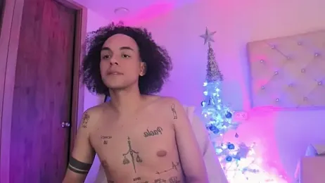 AlejoGaga12 — Stripchat recorded stream image, 17.12.2025 06:20