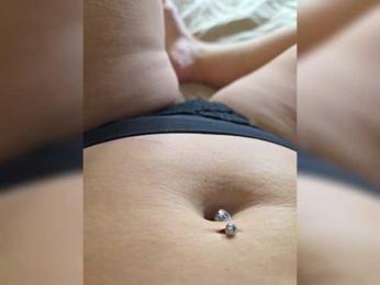 FLUFFY_BEAUTY — Bongacams recorded stream screenshot (17 Dec 2025)