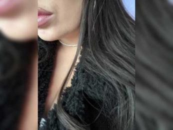 -Hennessy- — Bongacams recorded stream image, 17.12.2025 08:10