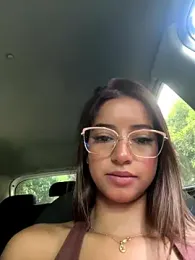 belaa_1 — Stripchat recorded stream screenshot (17 Dec 2025)