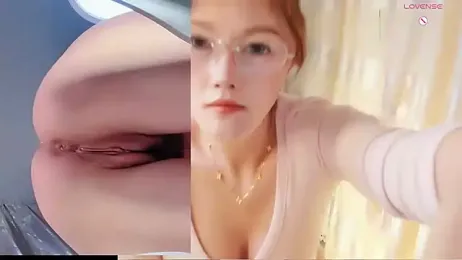 Krismil3 — Stripchat recorded stream image, 17.12.2025 21:00