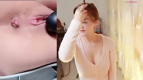 Krismil3 — Stripchat recorded stream image, 17.12.2025 21:00