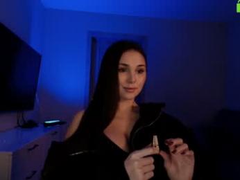hollyextra — Chaturbate recorded stream image, 17.12.2025 20:00
