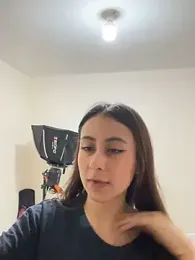 juanasnz99 — Stripchat recorded stream image, 18.12.2025 03:40