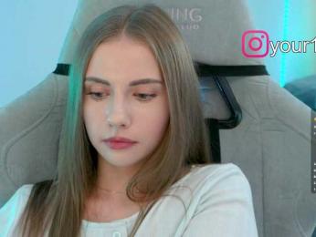 VikkiExtraCheese — Bongacams recorded stream image, 17.12.2025 20:50