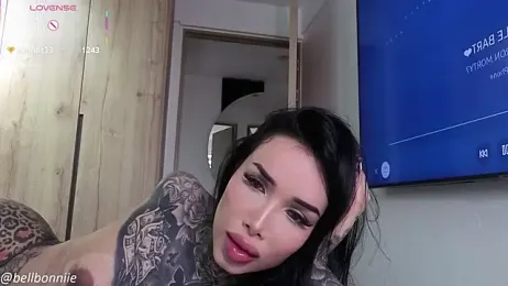 belllbonniie — Stripchat recorded stream screenshot (18 Dec 2025)