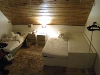 voyeurcam-julmodels-whitebed-2 — Camsoda recorded stream screenshot (15 Dec 2025)