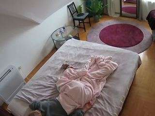 voyeurcam-julmodels-whitebed-4 — Camsoda recorded stream image, 13.12.2025 15:00