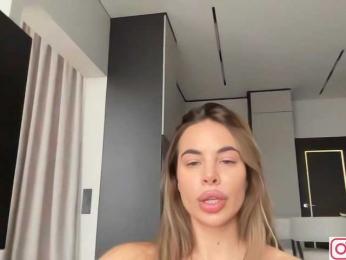 diffgirls1-1 — Bongacams recorded stream image, 19.12.2025 09:30