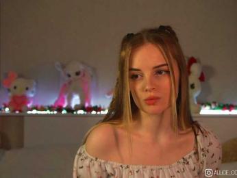 AliceCost — Bongacams recorded stream image, 19.12.2025 19:30