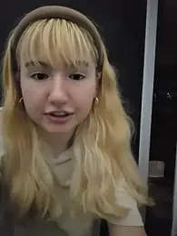 Pinkie_Princes — Stripchat recorded stream image, 21.12.2025 04:10