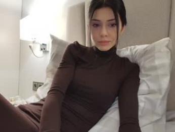 milla_bella — Chaturbate recorded stream image, 21.12.2025 23:40