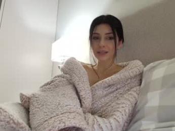 milla_bella — Chaturbate recorded stream image, 21.12.2025 23:40
