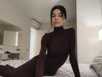 milla_bella — Chaturbate recorded stream image, 21.12.2025 23:40