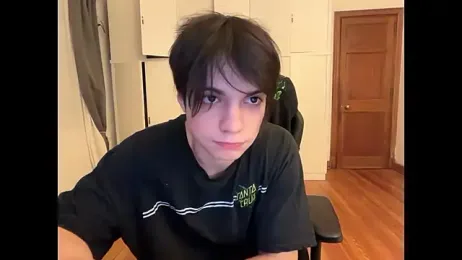 SasukeUhchiaa — Stripchat recorded stream screenshot (22 Dec 2025)