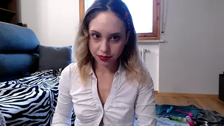 L_Sofia — Stripchat recorded stream screenshot (22 Dec 2025)
