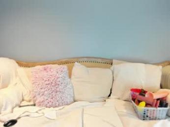 eatmygingersnapps — Chaturbate recorded stream screenshot (22 Dec 2025)