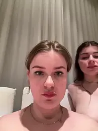 MaribelRiver — Stripchat recorded stream image, 27.02.2025 18:40