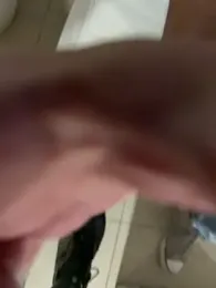 therealbeverlycious — Stripchat recorded stream image, 22.12.2025 21:00