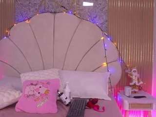 mssburbuja — Camsoda recorded stream image, 23.12.2025 03:00
