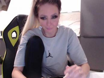blondalina — Bongacams recorded stream image, 23.12.2025 11:50