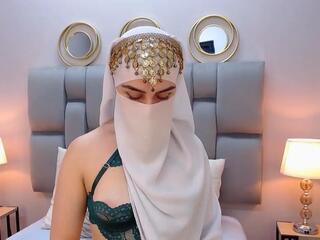 Aliah Manzur — Flirt4free recorded stream screenshot (23 Dec 2025)