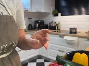 laurenbrite — Chaturbate recorded stream image, 23.12.2025 15:00