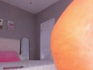 kloewandan — Camsoda recorded stream screenshot (24 Dec 2025)