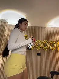Sarasanders_4 — Stripchat recorded stream image, 24.12.2025 02:40