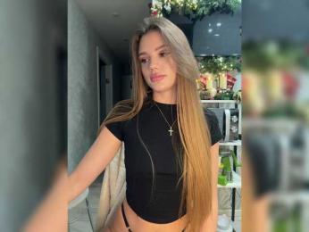 SweetyMia — Bongacams recorded stream screenshot (25 Dec 2025)