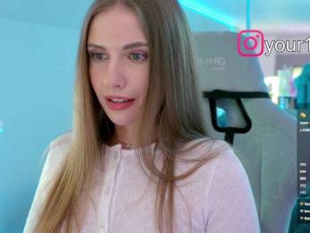 VikkiExtraCheese — Bongacams recorded stream image, 24.12.2025 23:40