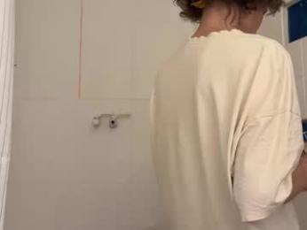 di_n_alex — Chaturbate recorded stream screenshot (25 Dec 2025)