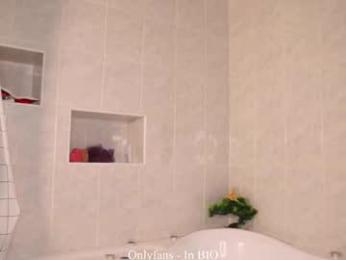 falinecrosthwaite — Chaturbate recorded stream image, 25.12.2025 19:10