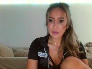 brianna-jilll — Camsoda recorded stream screenshot (26 Dec 2025)