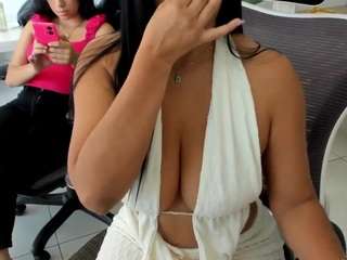 emilybrowm — Camsoda recorded stream screenshot (26 Dec 2025)