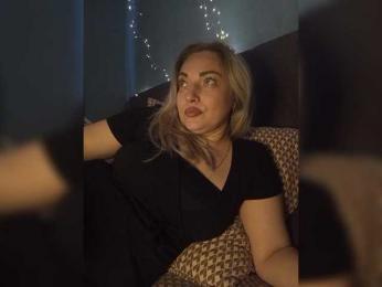 Tanysha-1 — Bongacams recorded stream image, 27.12.2025 06:10