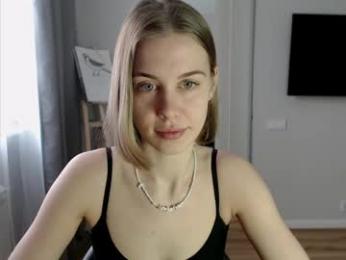molly_p — Chaturbate recorded stream screenshot (28 Feb 2025)
