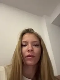 AnastasiaAniess — Stripchat recorded stream screenshot (28 Dec 2025)